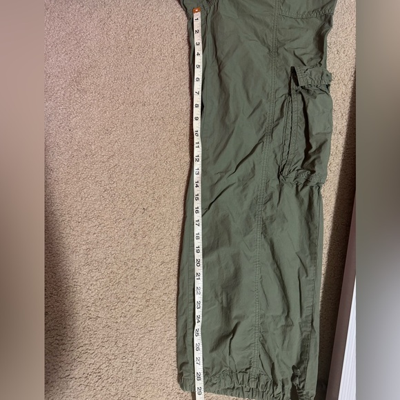 Aerie Women’s High Waisted Go-For-It Olive Fun Baggy Cargo Pants Size Small - Picture 11 of 11